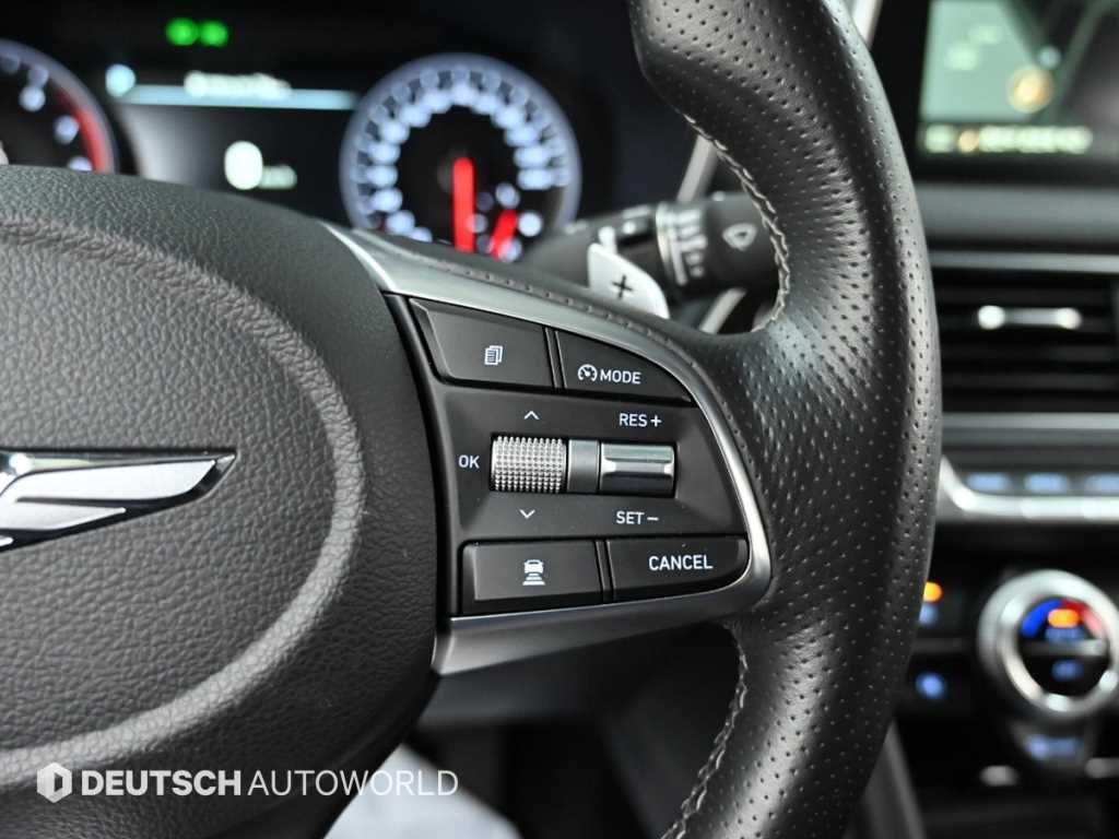Genesis G70 — photo 18