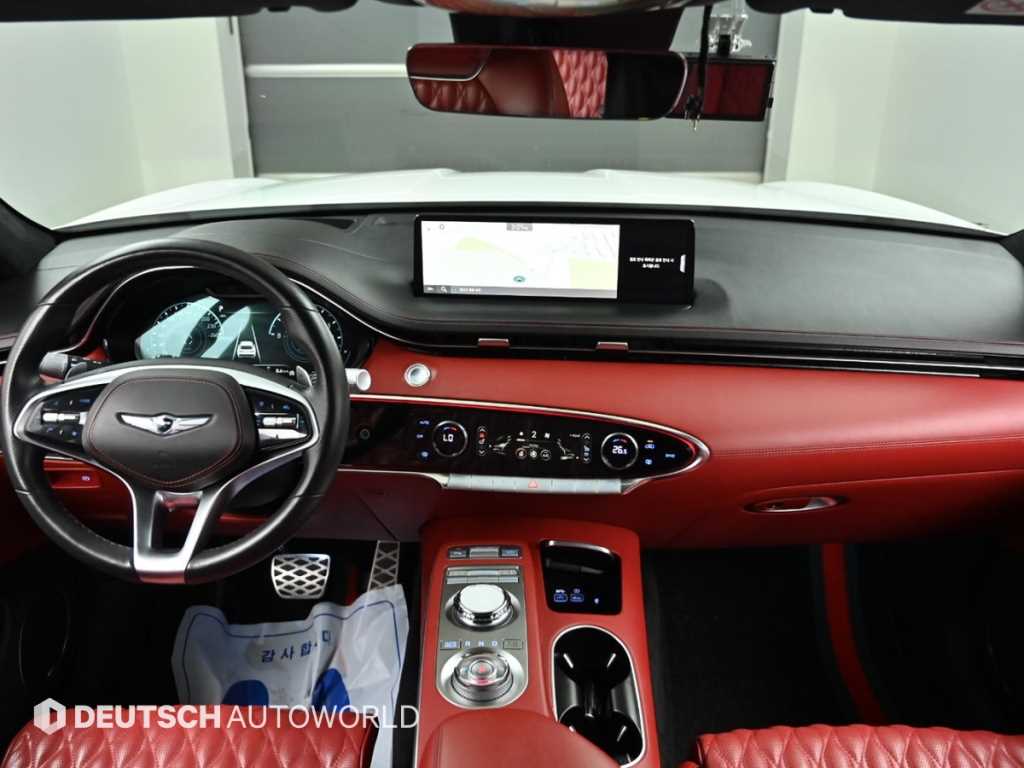 Genesis GV70 — photo 07