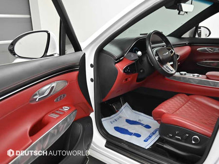 Genesis GV70 — photo 11