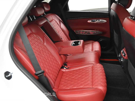 Genesis GV70 — photo 12