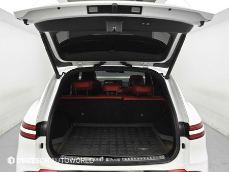 Genesis GV70 — photo 19