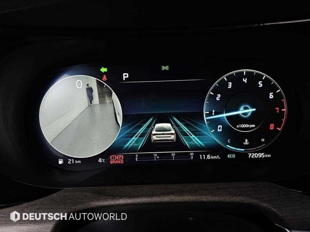 Kia K5 — photo 08