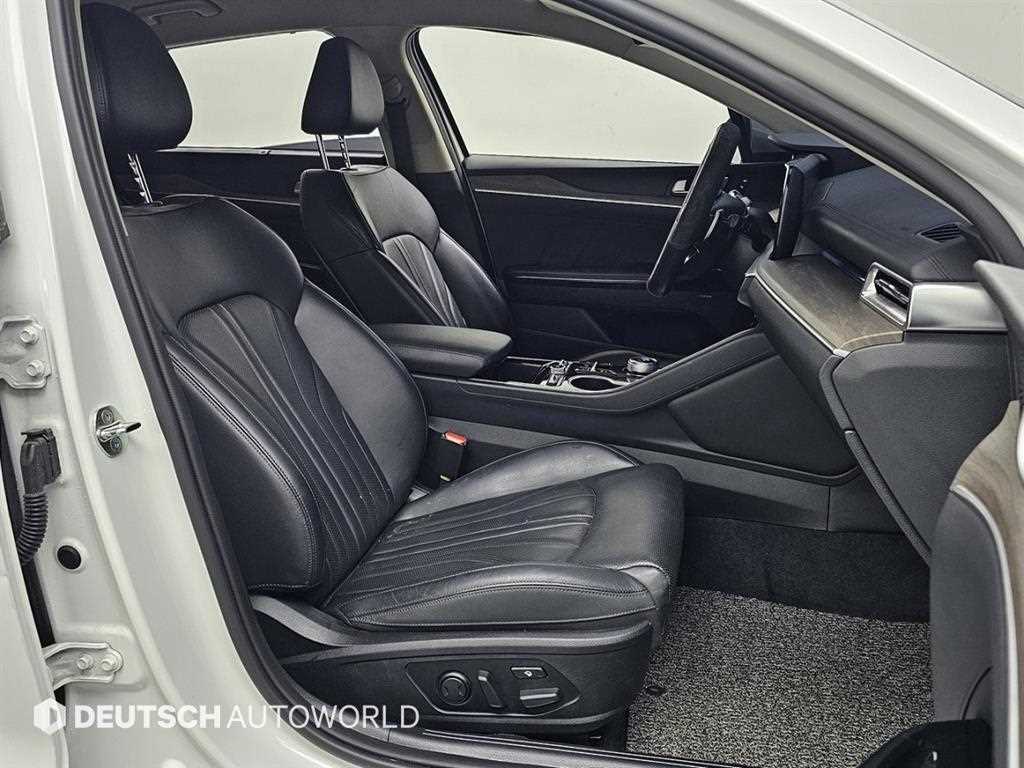 Kia K5 — photo 10