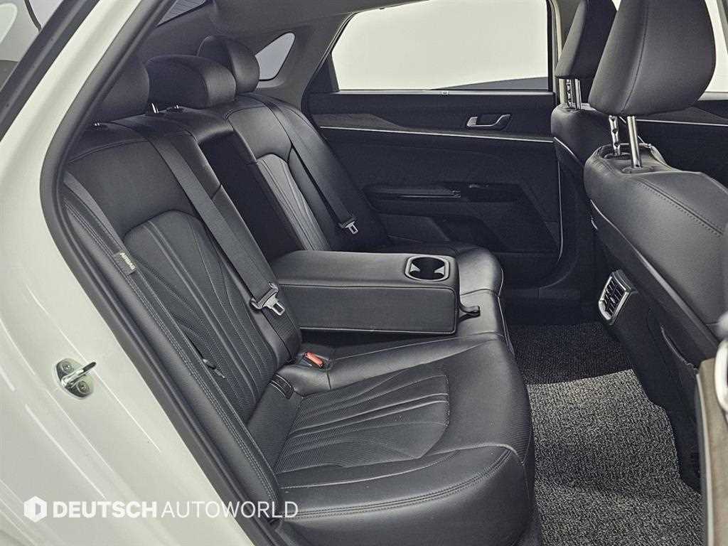 Kia K5 — photo 12
