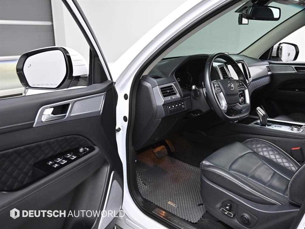 KGM Rexton — photo 11