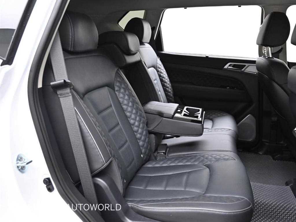 KGM Rexton — photo 12