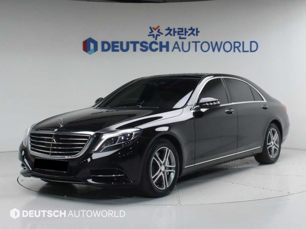 Mercedes-Benz S-Class — photo 01