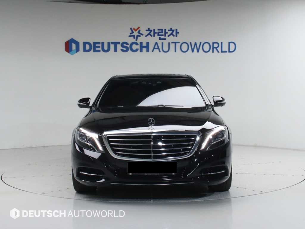 Mercedes-Benz S-Class — photo 03