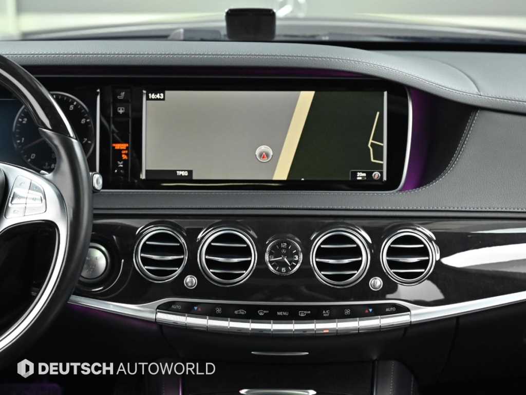Mercedes-Benz S-Class — photo 14
