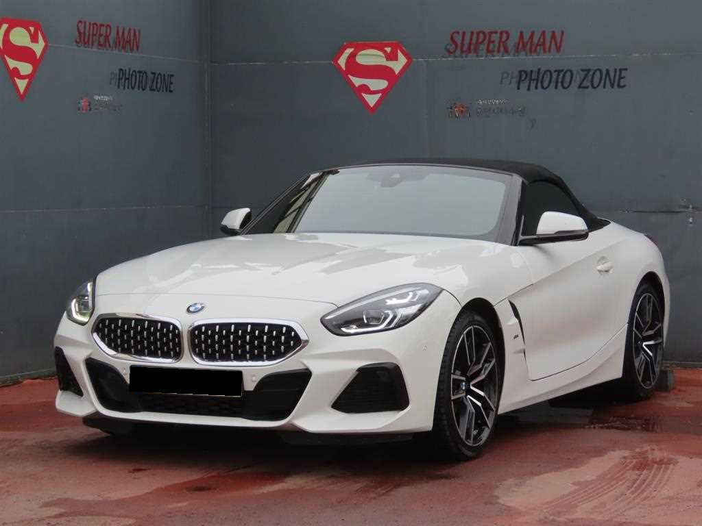 BMW Z4 — photo 01