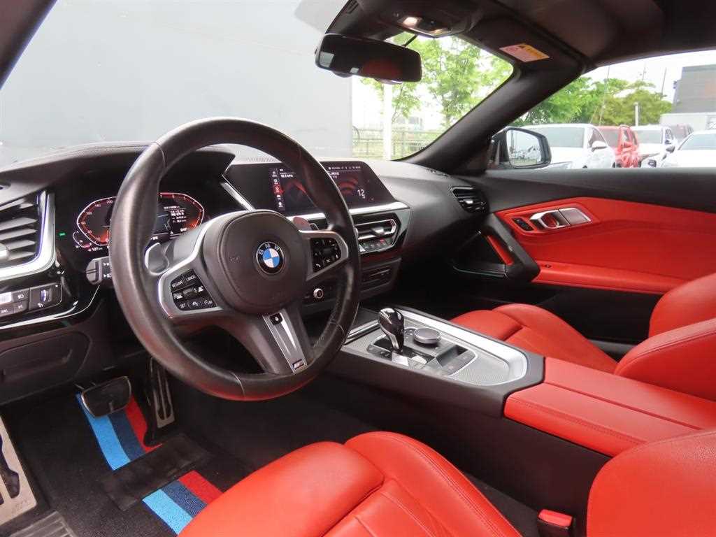 BMW Z4 — photo 09