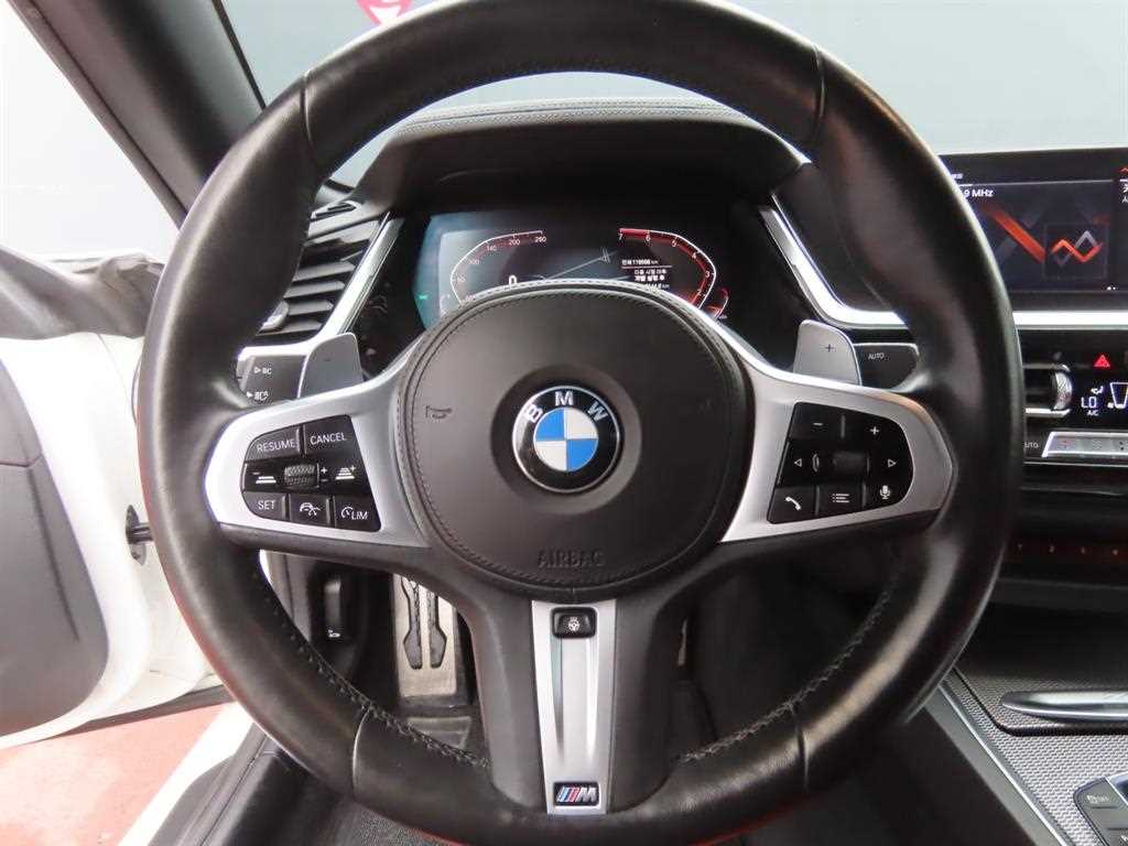 BMW Z4 — photo 10