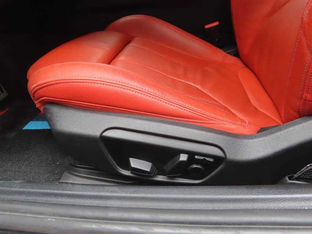 BMW Z4 — photo 11