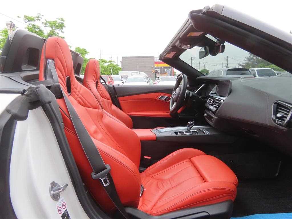 BMW Z4 — photo 15