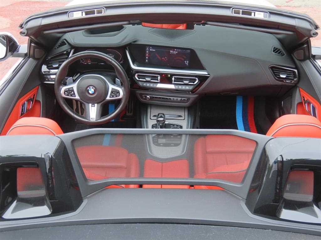 BMW Z4 — photo 16