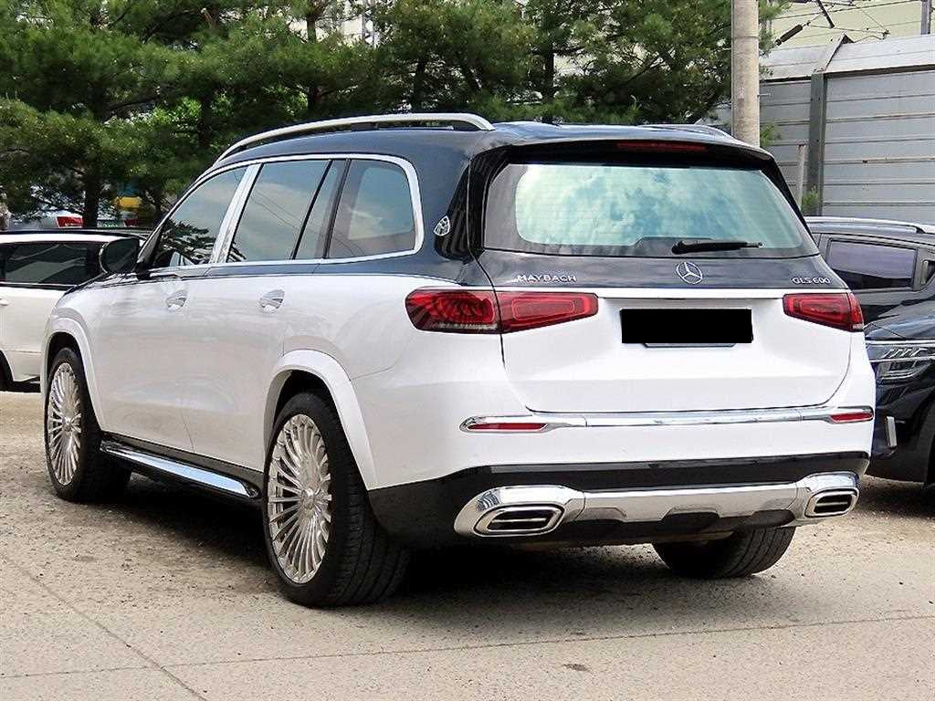 Mercedes-Benz GLS-Class — photo 03