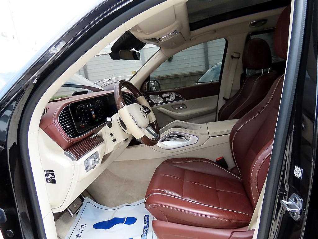 Mercedes-Benz GLS-Class — photo 05