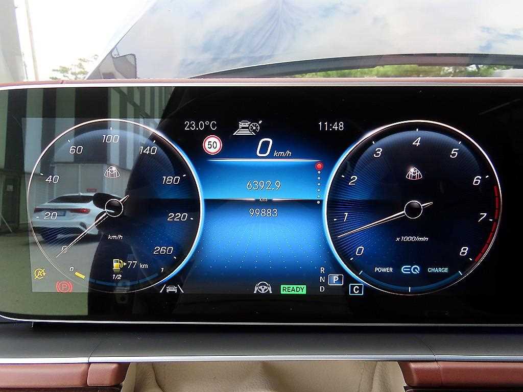 Mercedes-Benz GLS-Class — photo 09
