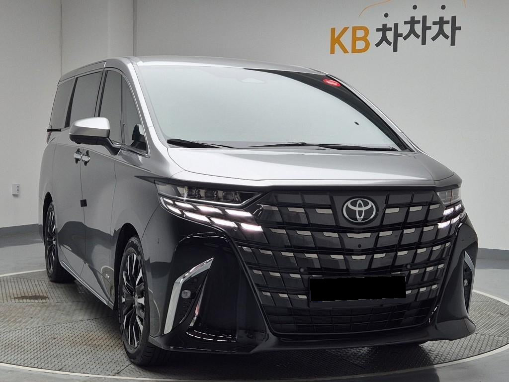 Toyota Alphard — photo 04