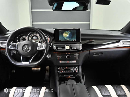 Mercedes-Benz CLS-Class — photo 07
