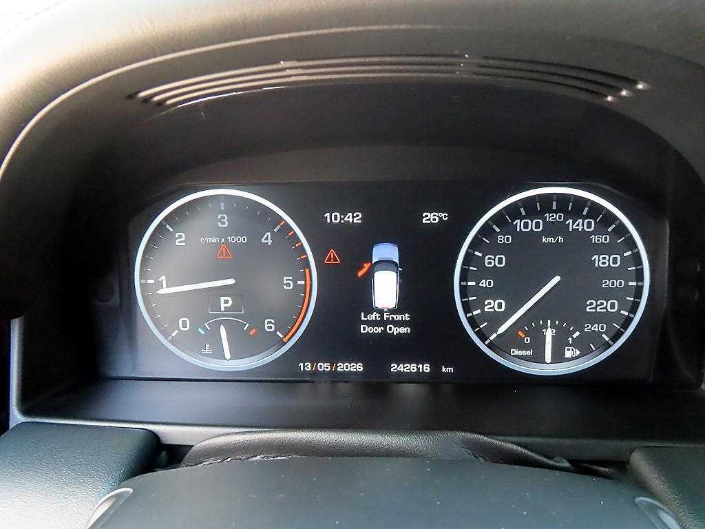 Land Rover Range Rover — photo 09