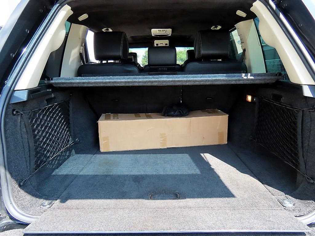 Land Rover Range Rover — photo 16