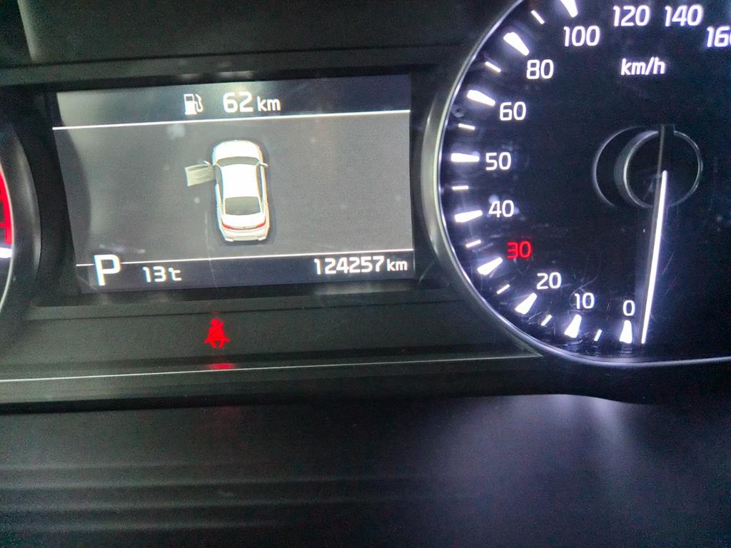 Kia K7 — photo 15