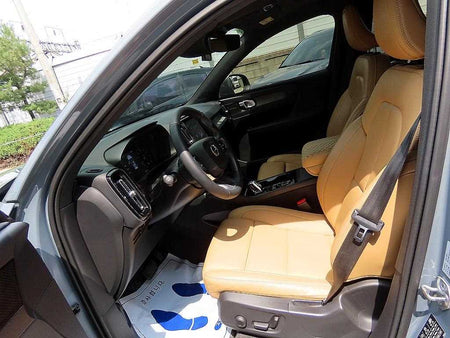 Volvo XC40 — photo 05