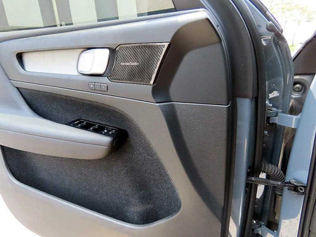 Volvo XC40 — photo 11