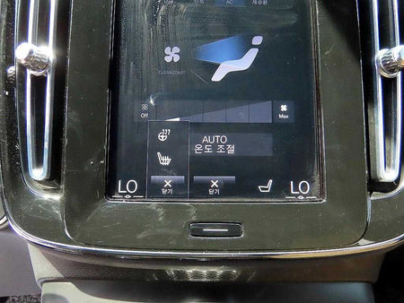 Volvo XC40 — photo 13
