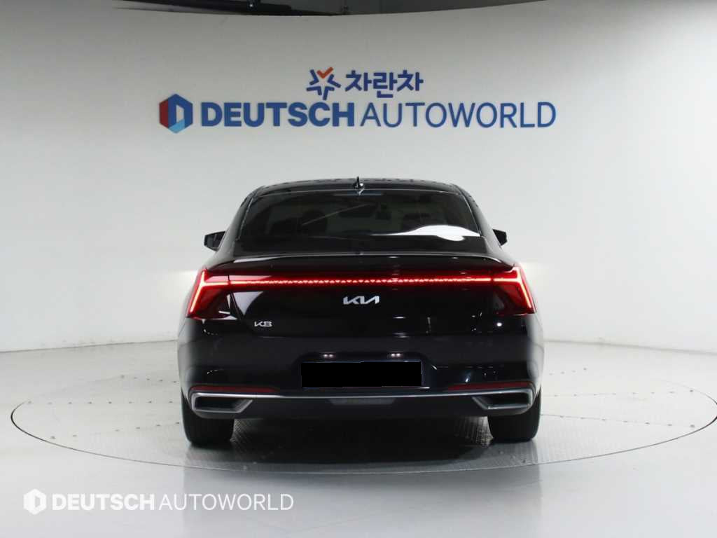 Kia K8 — photo 04