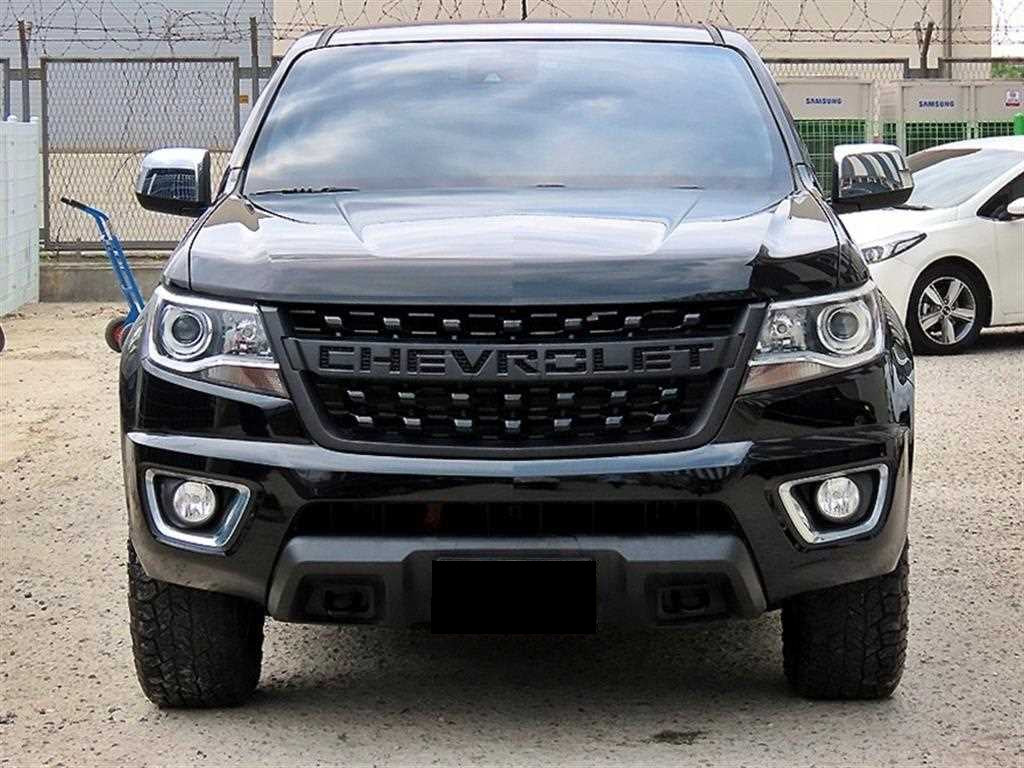 CHEVROLET Colorado — photo 02