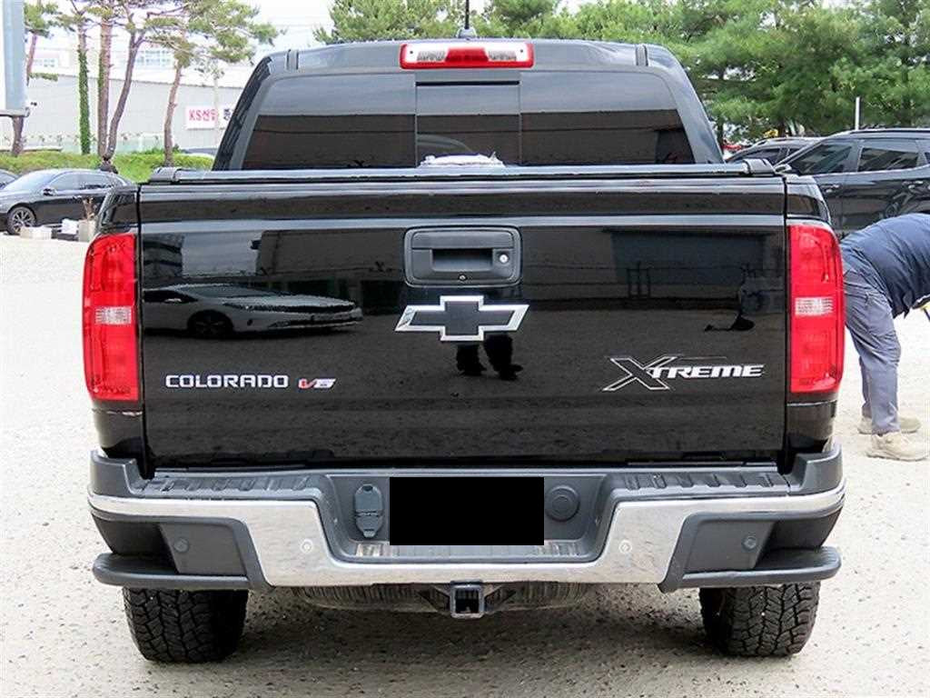 CHEVROLET Colorado — photo 04