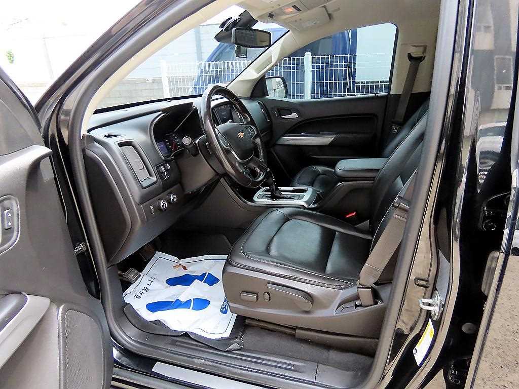 CHEVROLET Colorado — photo 05