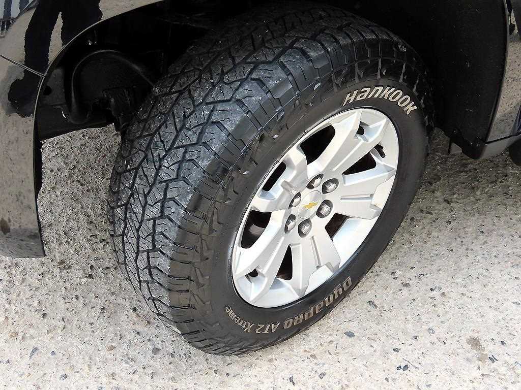 CHEVROLET Colorado — photo 19