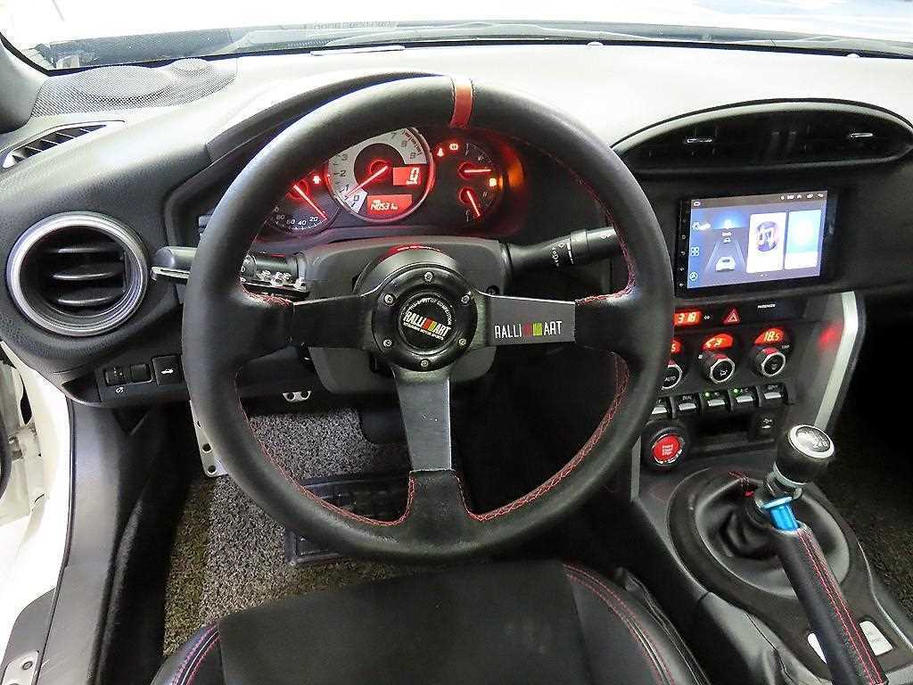 Toyota 86 — photo 08