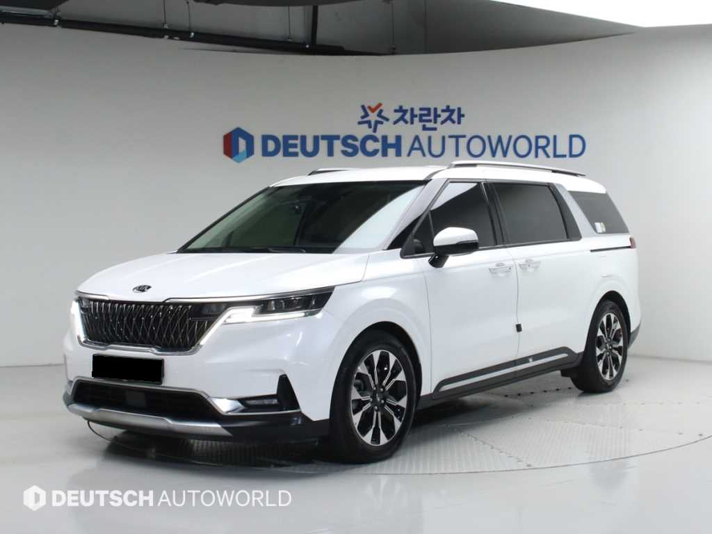 Kia Carnival — photo 01