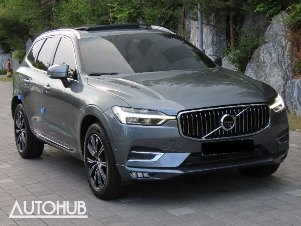 Volvo XC60 — photo 02