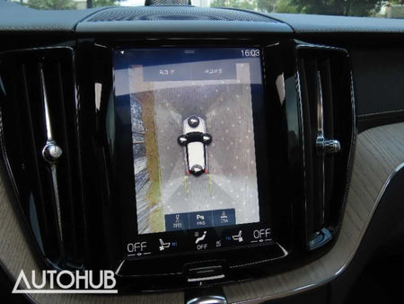 Volvo XC60 — photo 10