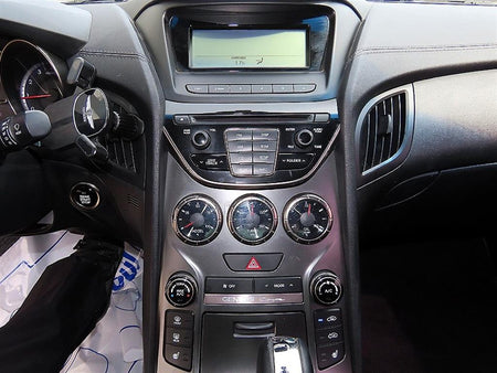 Hyundai Genesis — photo 13