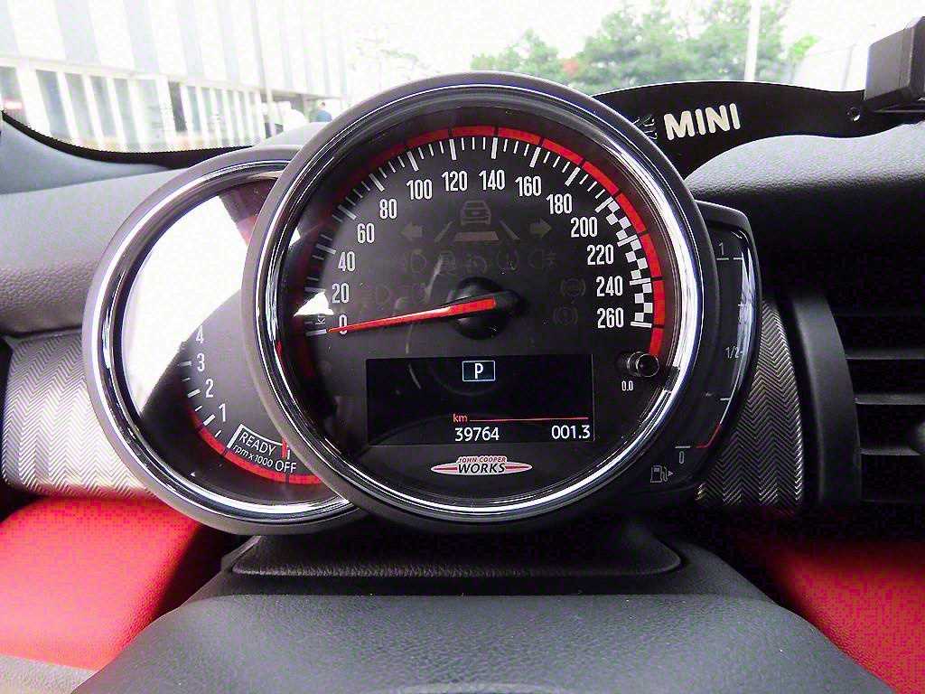 Mini Cooper — photo 09
