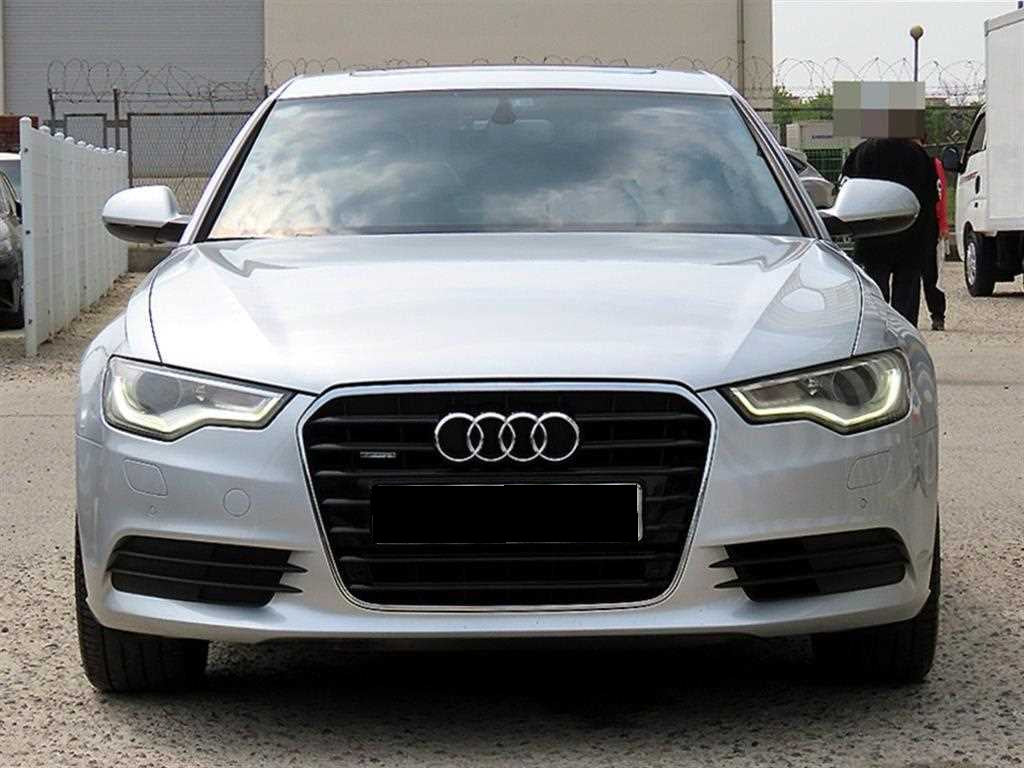 Audi A6 — photo 01