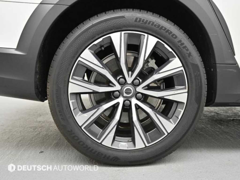 Volvo V90 — photo 05