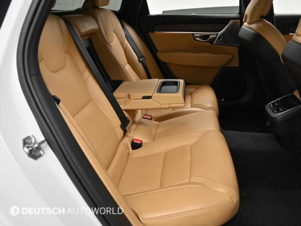 Volvo V90 — photo 12