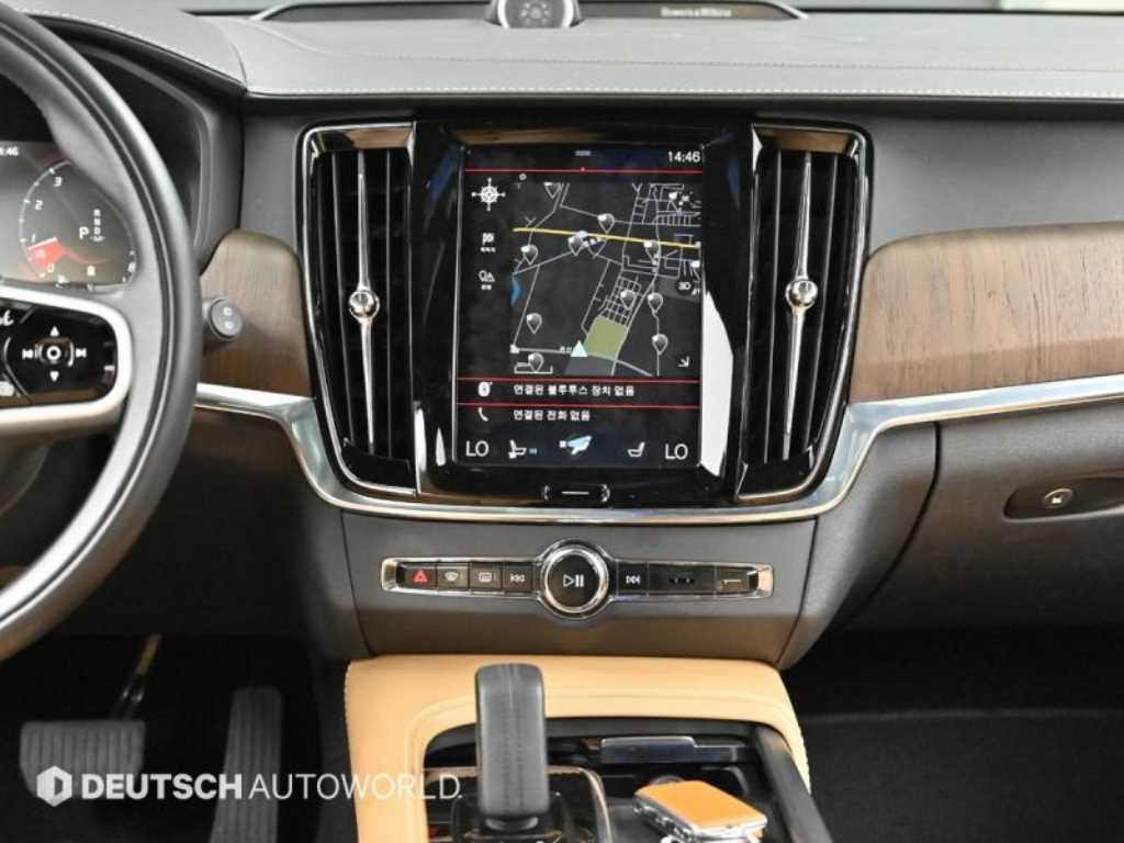 Volvo V90 — photo 14