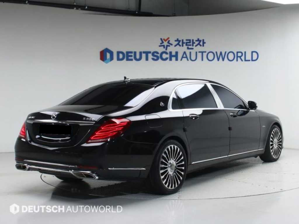 Mercedes-Benz S-Class — photo 02
