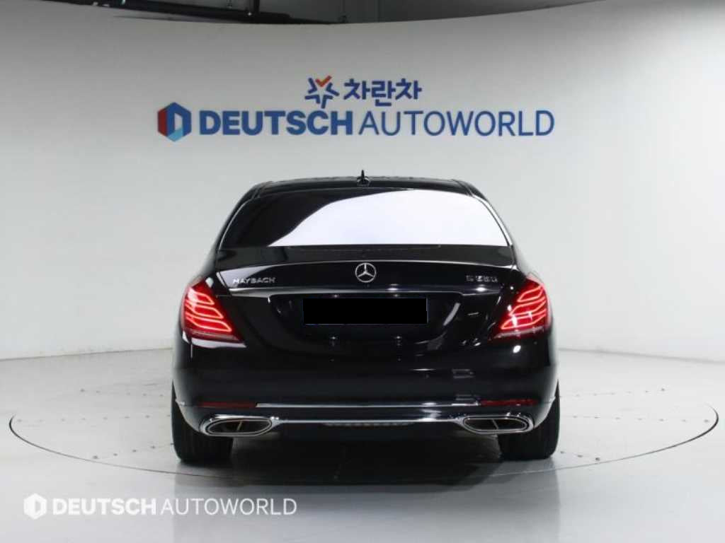 Mercedes-Benz S-Class — photo 04