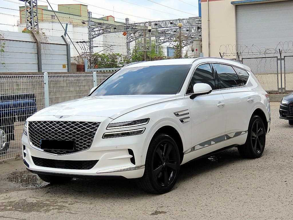 Genesis GV80 — photo 02