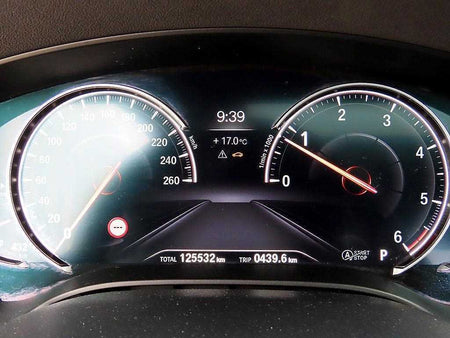 BMW 5-Series — photo 09