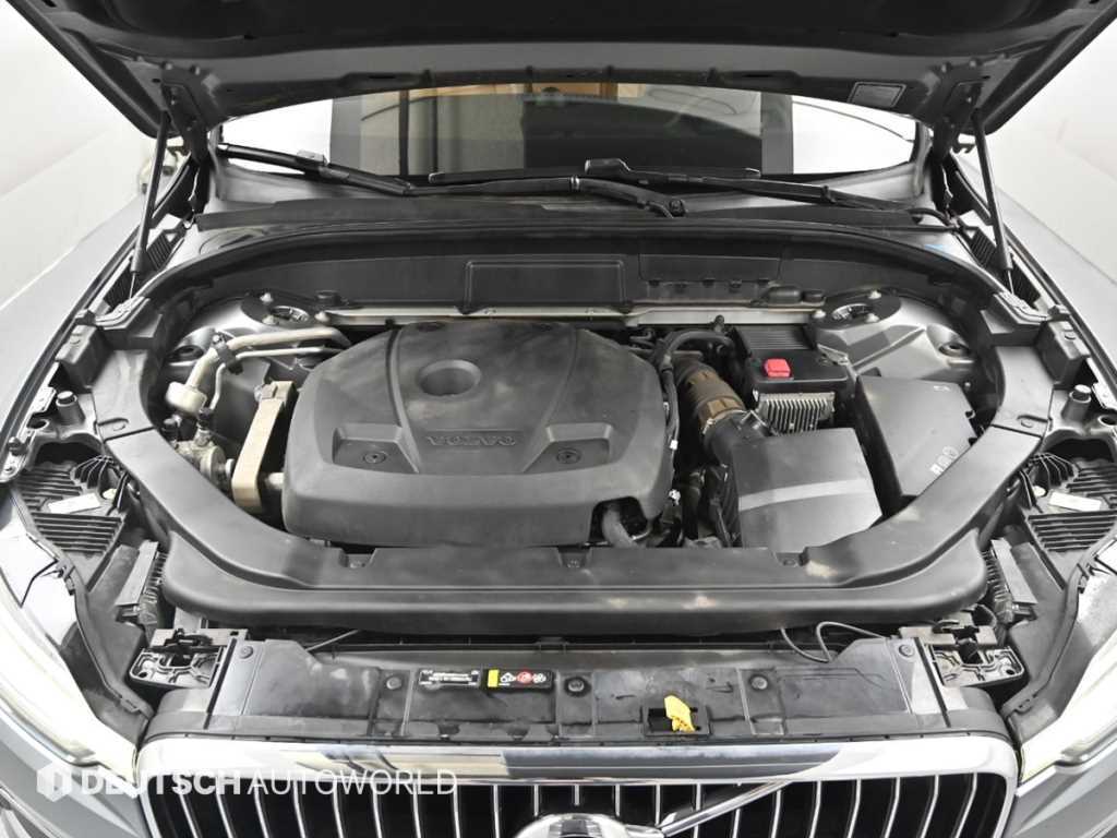 Volvo XC60 — photo 06